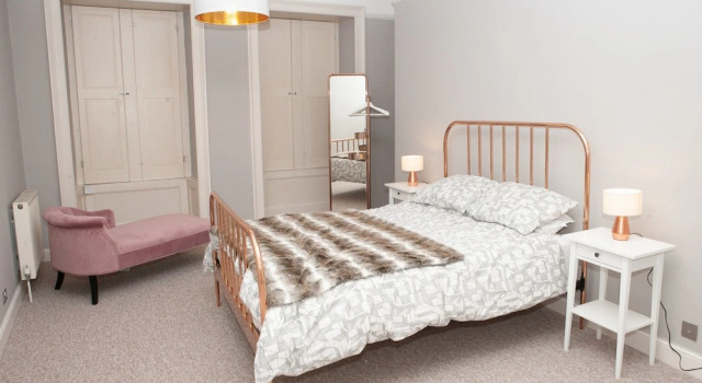 Elegant 1 Bedroom Georgian Flat in Bath, Забронировать Отель Отели Bath and North Somerset 3 звезды, 3*