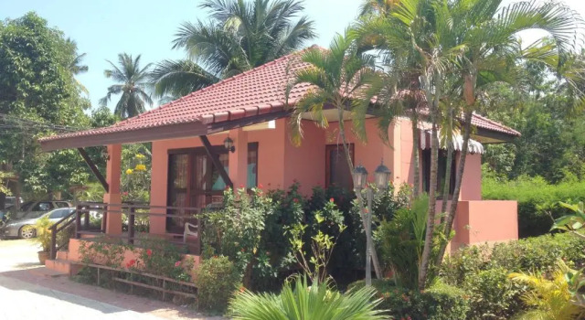 Бунгало с красивым видом из окна The New Villa