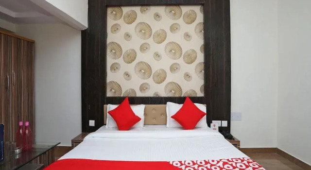 Hotel Rainbow By OYO Rooms, Varaa Hotelli 3 tähden hotellit kohteessa Orissa, 3*