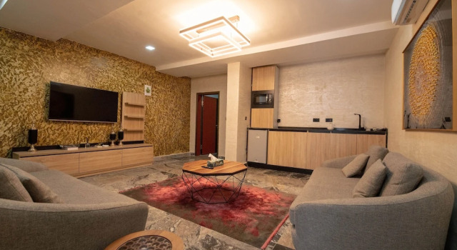 YANNA APARTMENT BY KHALIQUES, Reserva ahora Apartamento Hoteles en Bwari con piscina, Piscina