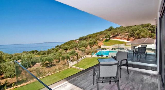Студия The View Sofas Apartments