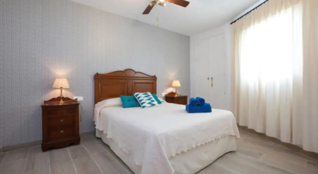 Apartamento Urbanización Las Palmeras 80, Забронировать Апартаменты/квартира Апартаменты Нерха, рядом с Церковь Эль-Сальвадор, Апартаменты/квартира