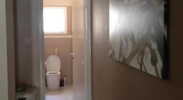 Helen Town House, Забронировать Отель Отели Ларнаки с парковкой, рядом с Муниципальная библиотека, Парковка