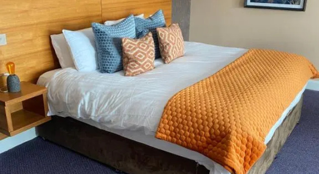 Номер Deluxe Bay Guest Lodge