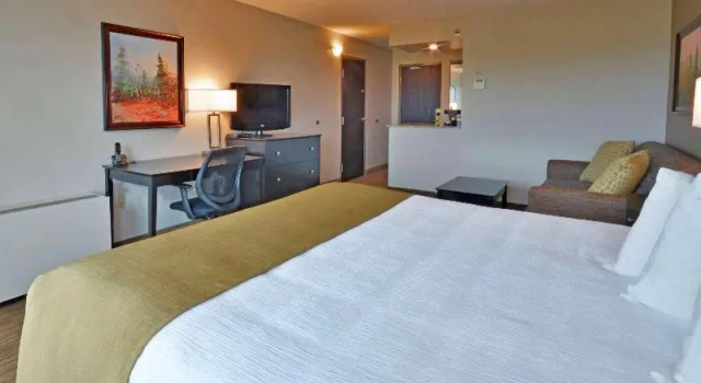 Двухместный номер Executive с балконом Best Western Pembroke Inn & Conference Centre