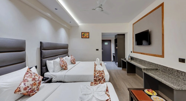 Люкс Click Sunburry Hotel Katra