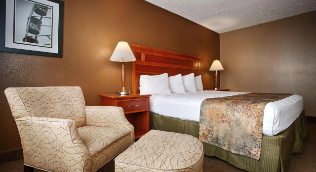 Best Western Valencia/Six Flags Inn & Suites, Buchen Sie Hotel Valencia Kalifornien