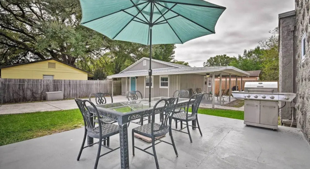 Коттедж Walk to Dtwn: Winter Garden Home w/ Patio