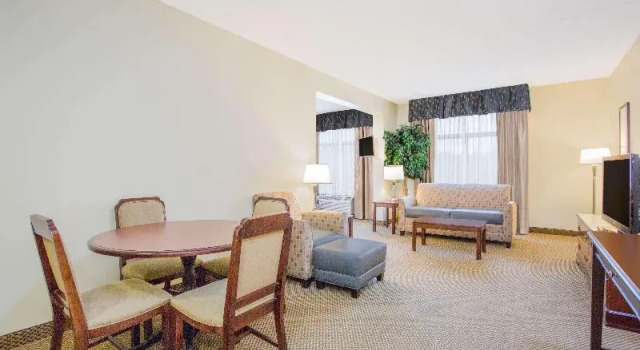 Номер Standard Spark by Hilton Rock Hill