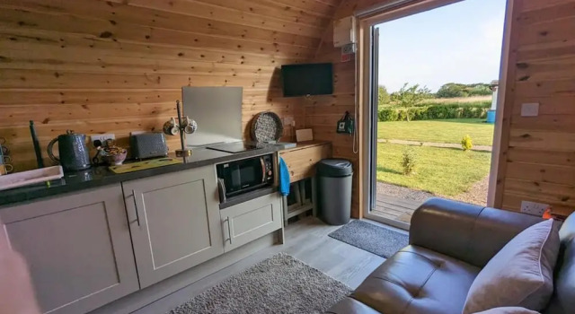 Luxury Glamping Pod With Hot Tub, Fees Apply, Забронировать Кемпинг Отели Англии 3 звезды, 3*
