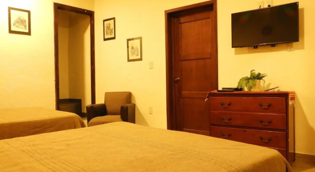 Апартаменты Santa Posada Suites