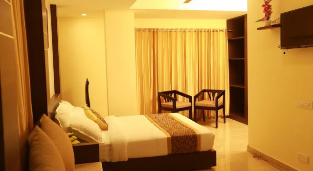 Четырёхместный семейный люкс с видом на город The Crescent Suites