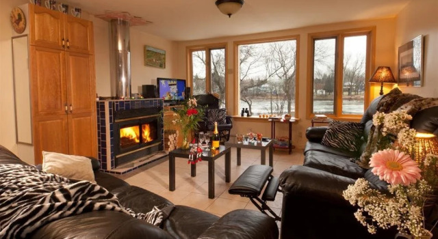 Scott Chalet Spa sur Rivière, Rezervați Cabana Vile în Scott, Vilă