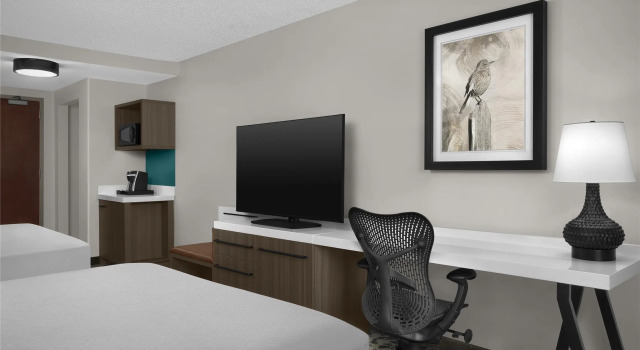 Четырёхместный номер Standard Отель Hilton Garden Inn Macon / Mercer University