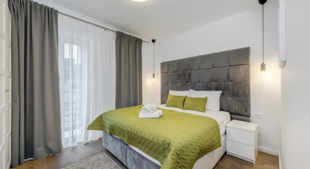 Finn Luxury Rooms, Забронировать Отель Отели Сплита 4 звезды, рядом с Паромный порт Сплит, 4*
