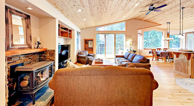 1593 Oglala Street House 3 Bedrooms 3 Bathrooms Home