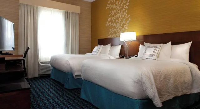 Четырёхместный номер Standard Fairfield Inn & Suites by Marriott Lethbridge