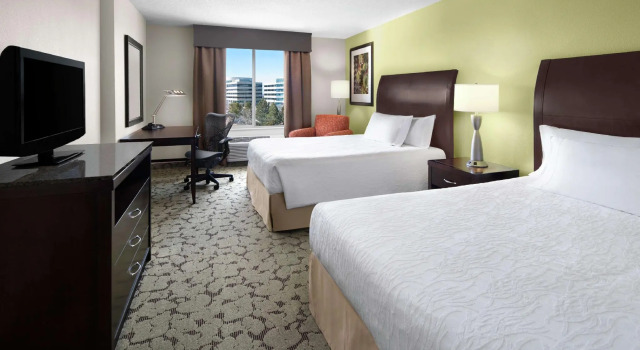 Четырёхместный номер Standard Hilton Garden Inn Denver Highlands Ranch
