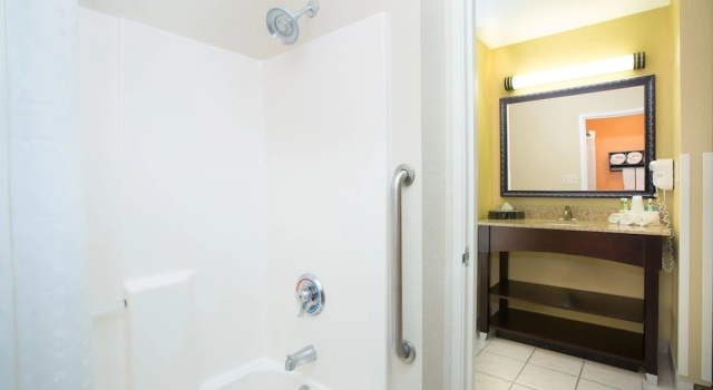 Двухместный люкс с 2 комнатами Best Western Plus Lexington NE