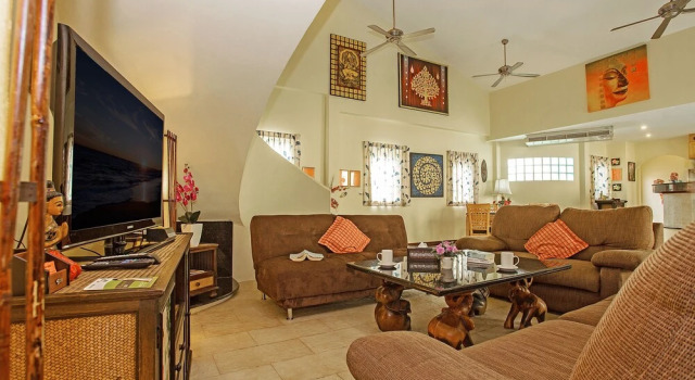 Nai Mueang Far Villa with 4 bedroom