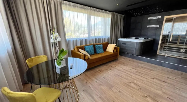 Люкс Logis Hôtel & Spa Marina dAdelphia