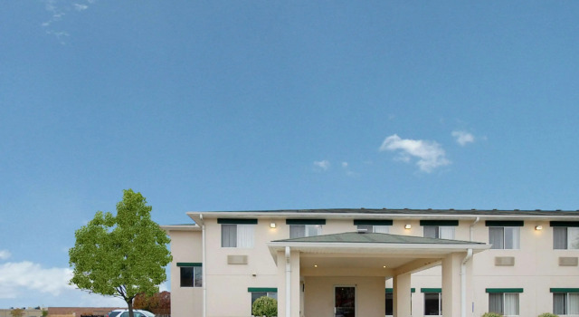 Quality Inn Dayton North - Vandalia, Buchen Sie Hotel SPA-Hotels in Dayton, SPA