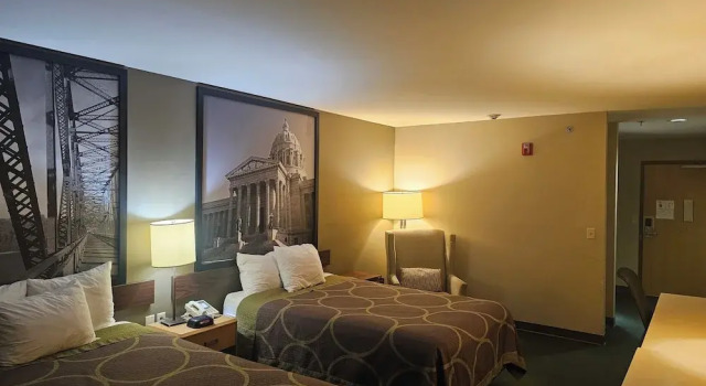 Super 8 by Wyndham Ava, Prenota Hotel Hotel a Missouri con parcheggio, Parcheggio