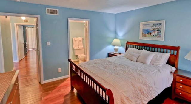 110 Las Brisas Poolside 2 Bedroom Condo, Buchen Sie Ferienwohnung Padre Island USA