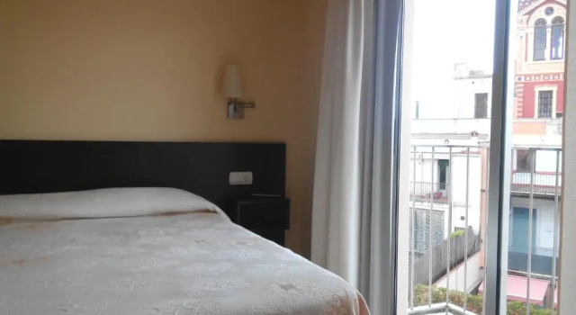 Двухместный номер Standard Hostal Sant Sadurní