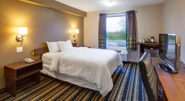 Doppel Suite 1 Schlafzimmer Super 8 by Wyndham Brandon MB