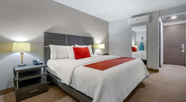 Номер Standard BeWow Hotel Querétaro