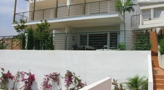 Ada Cerromar Apartamento
