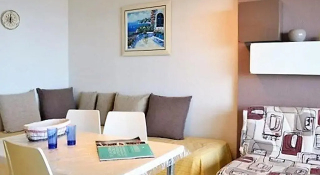 Appartement Le Lavandou, 1 pièce, 3 personnes - FR-1-251-252