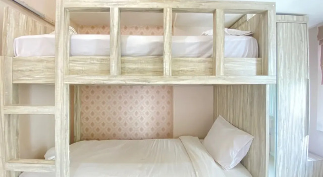 Номер Standard Cozy Mozy 2BR Apartment - Parahyangan Residence