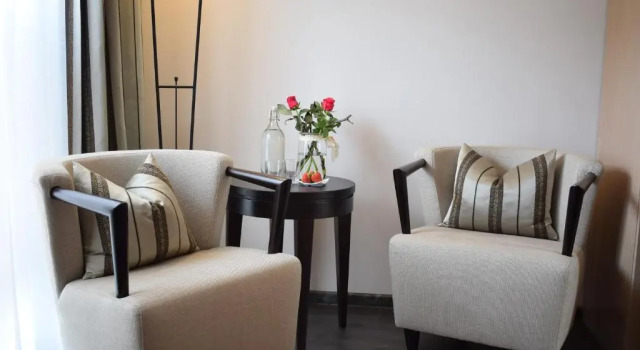 Двухместный номер Standard с балконом Castell Hotel & Restaurant
