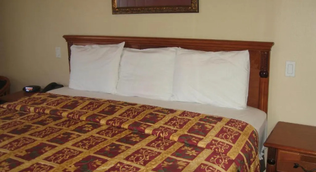 Номер Deluxe Tower Motel Long Beach