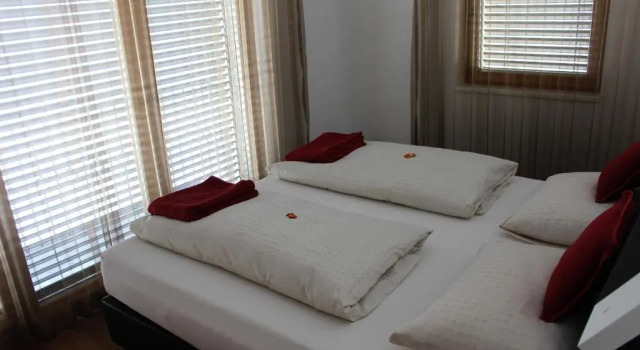 Апартаменты Grischuna Mountain Lodge