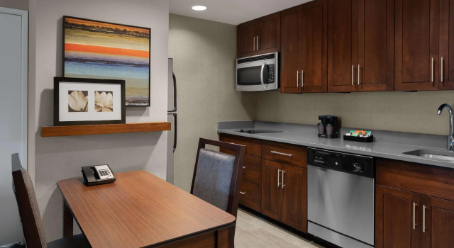 Двухместный номер Standard c 1 комнатой Homewood Suites Springfield