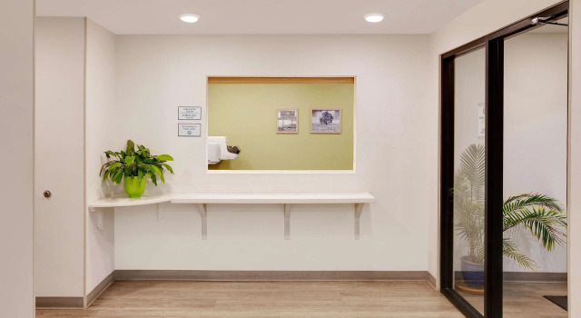 WoodSpring Suites Bakersfield East, Rezervați Hotel Bakersfield 