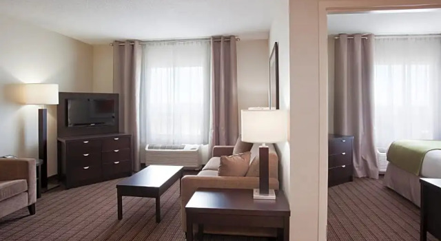 Двухместный люкс c 1 комнатой Holiday Inn Express New Liskeard