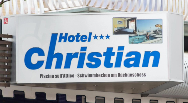 Отель Christian
