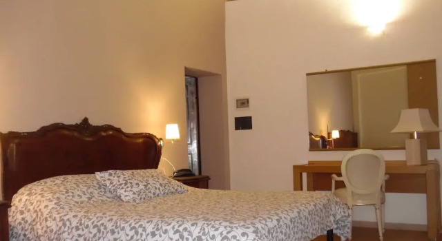 Трёхместный номер Standard Albergo Livorno