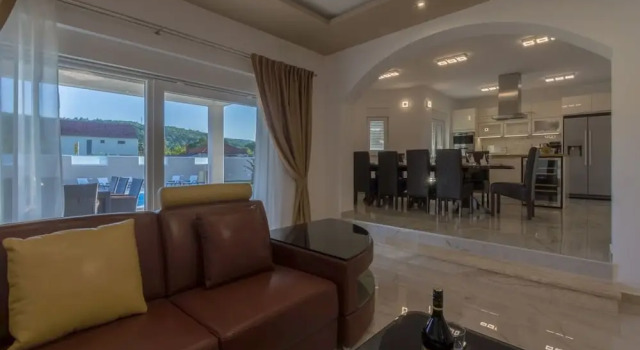 Villa Neda