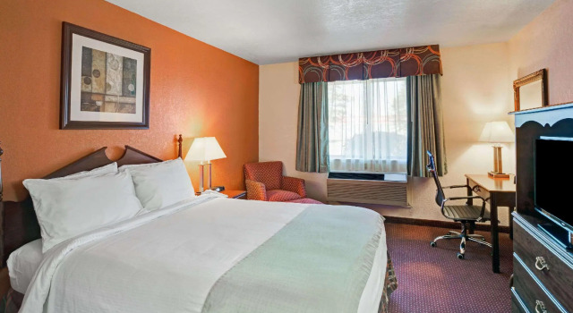 Двухместный номер Standard Clarion Pointe Harrodsburg-Danville