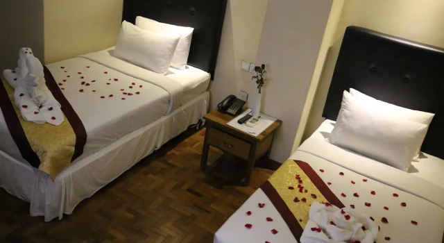 Двухместный номер Standard Queen's Park Hotel