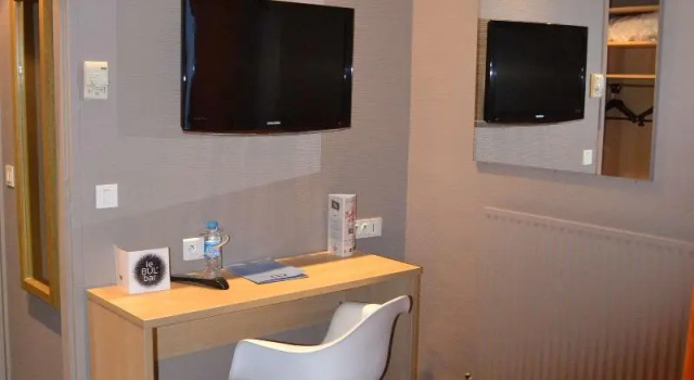 Двухместный номер Standard Hôtel Europe and Spa