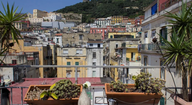 Номер Standard Sui Tetti di Napoli