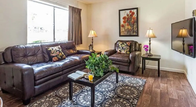 Park Suites at 141 - One Bedroom Apartment, Забронировать Апартаменты/квартира Апартаменты Пруда в Темпе, рядом с Vista Del Camino Park, Апартаменты/квартира