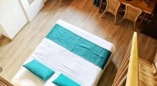 Семейный номер Standard с видом на озеро Hotel des Marquisats