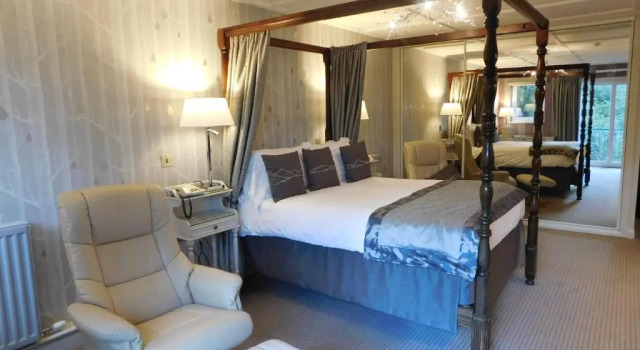 Двухместный номер Standard с балконом и с видом на сад Burn How Garden Hotel - Bowness on Windermere